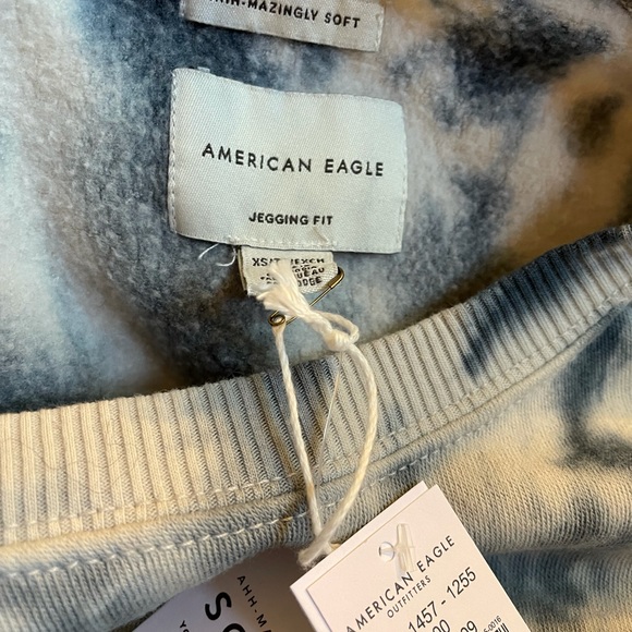 American Eagle tie dye pullover - Picture 3 of 4